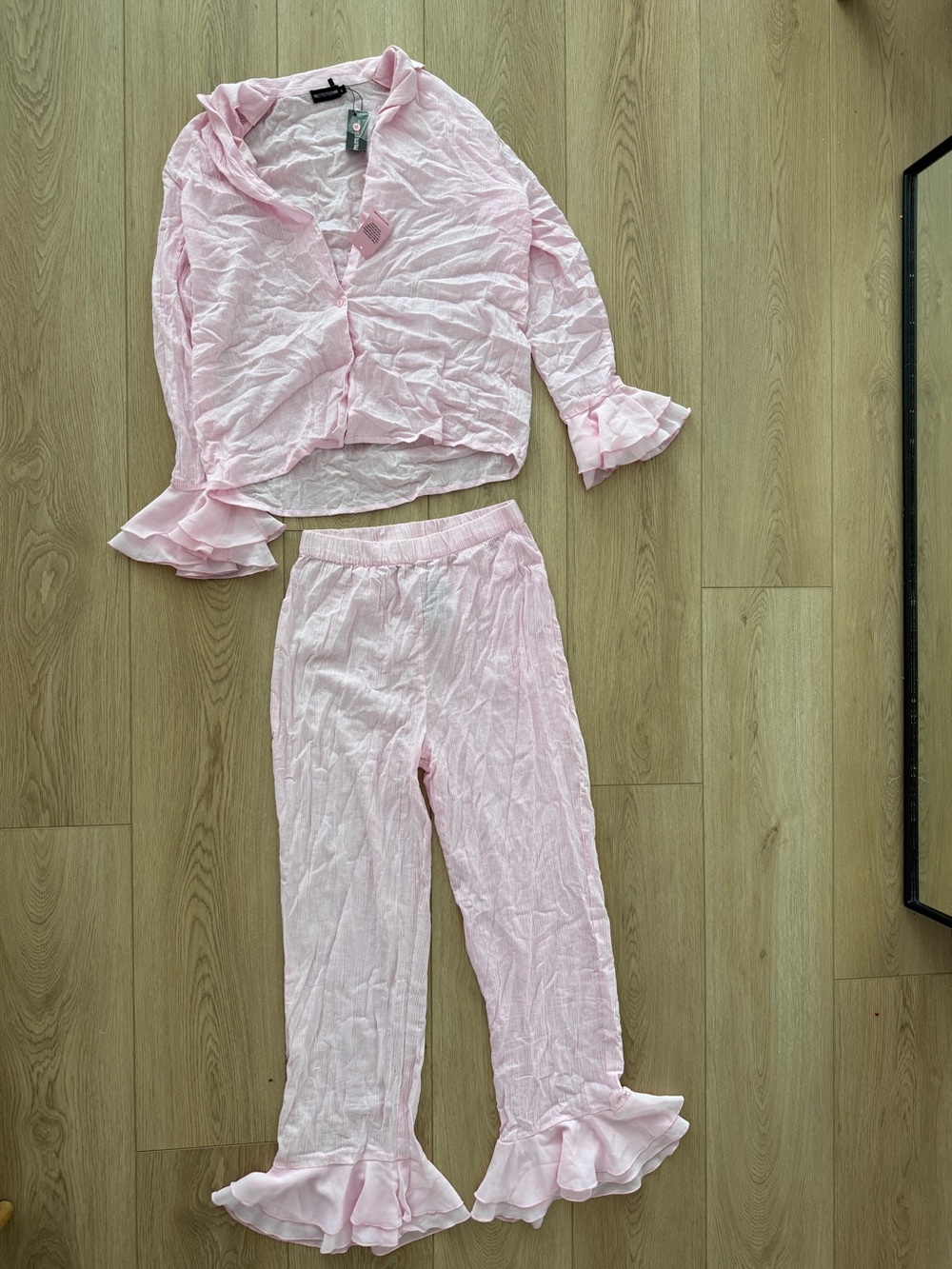 PrettyLittleThing Light Pink Ruffle Cuff Pajama Set - Picture 2 of 3